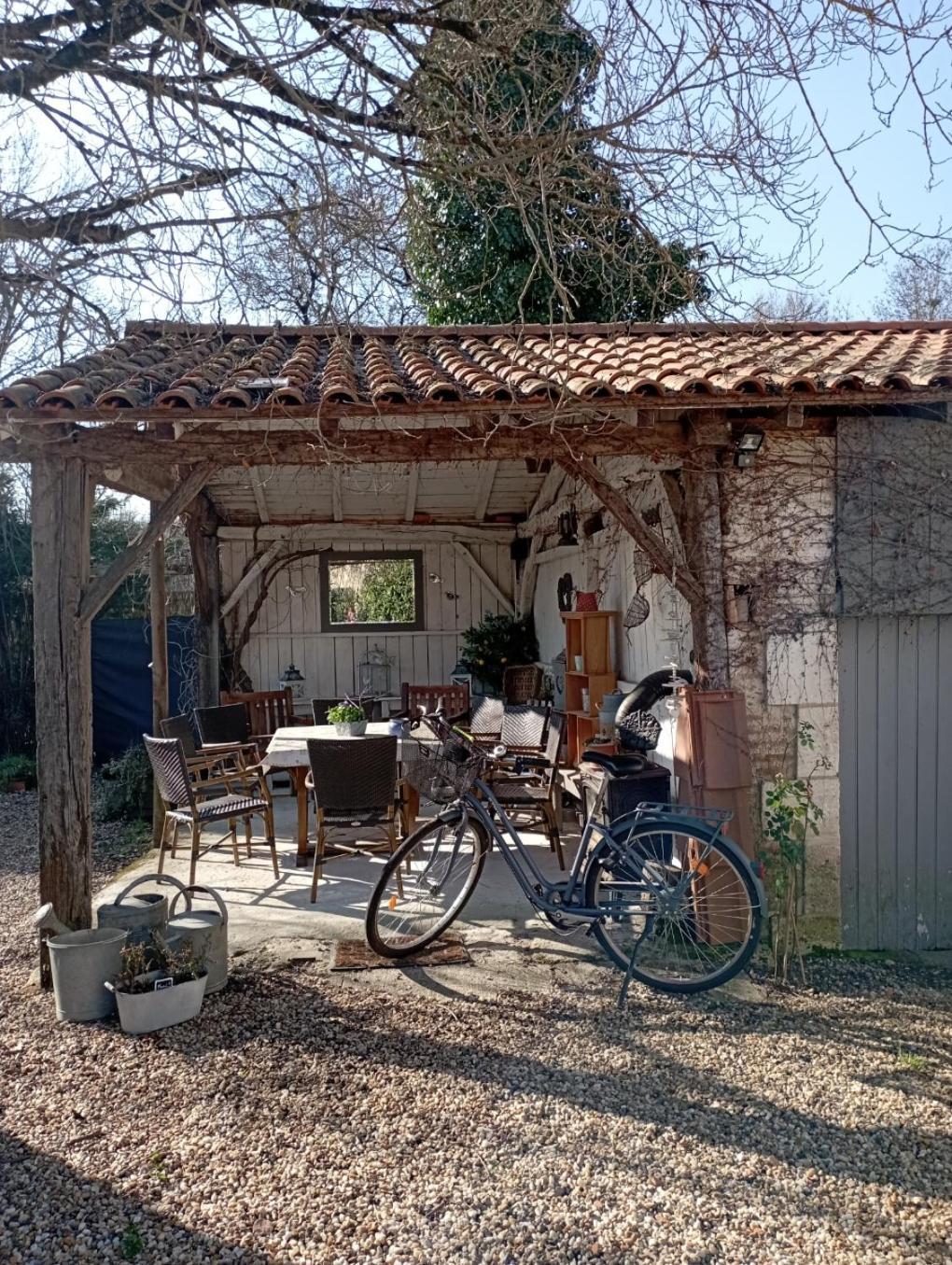 Au Cœur de Ménestérol Chambre Émotion Montpon-Menesterol Exterior foto
